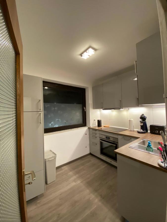 Apartment In Uninaehe Lübeck Buitenkant foto
